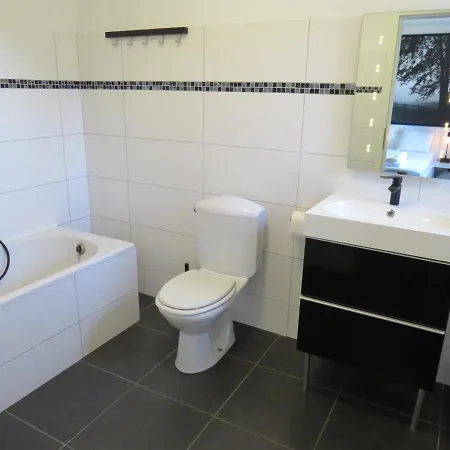 Sixine House, Long Weekend Special