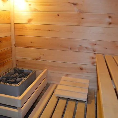 Sixine House, Long Weekend Special Ovifat