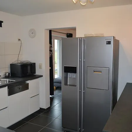 Holiday home Sixine House Ovifat