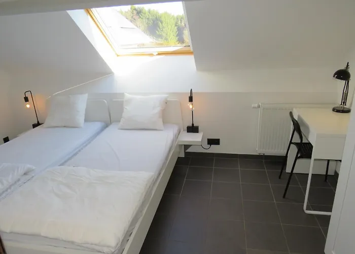 Sixine House, Long Weekend Special *